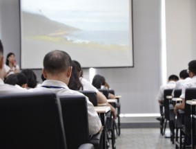 重庆科技学院毕业后的职业前景与展望-